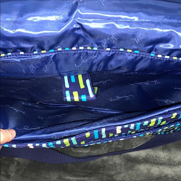 vera bradley messenger bag - Picture 4 of 6